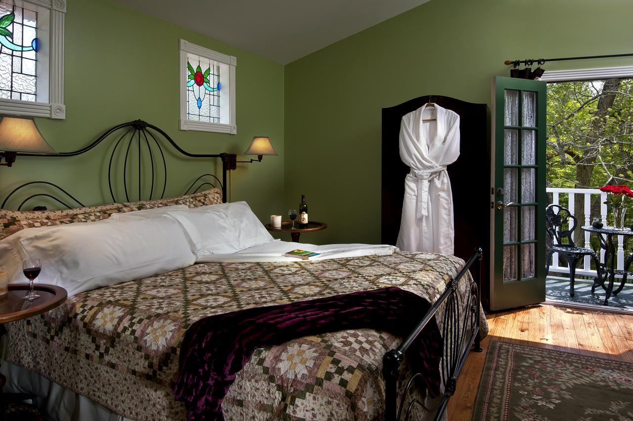White Oak Manor Bed And Breakfast (Adults Only) Jefferson Экстерьер фото