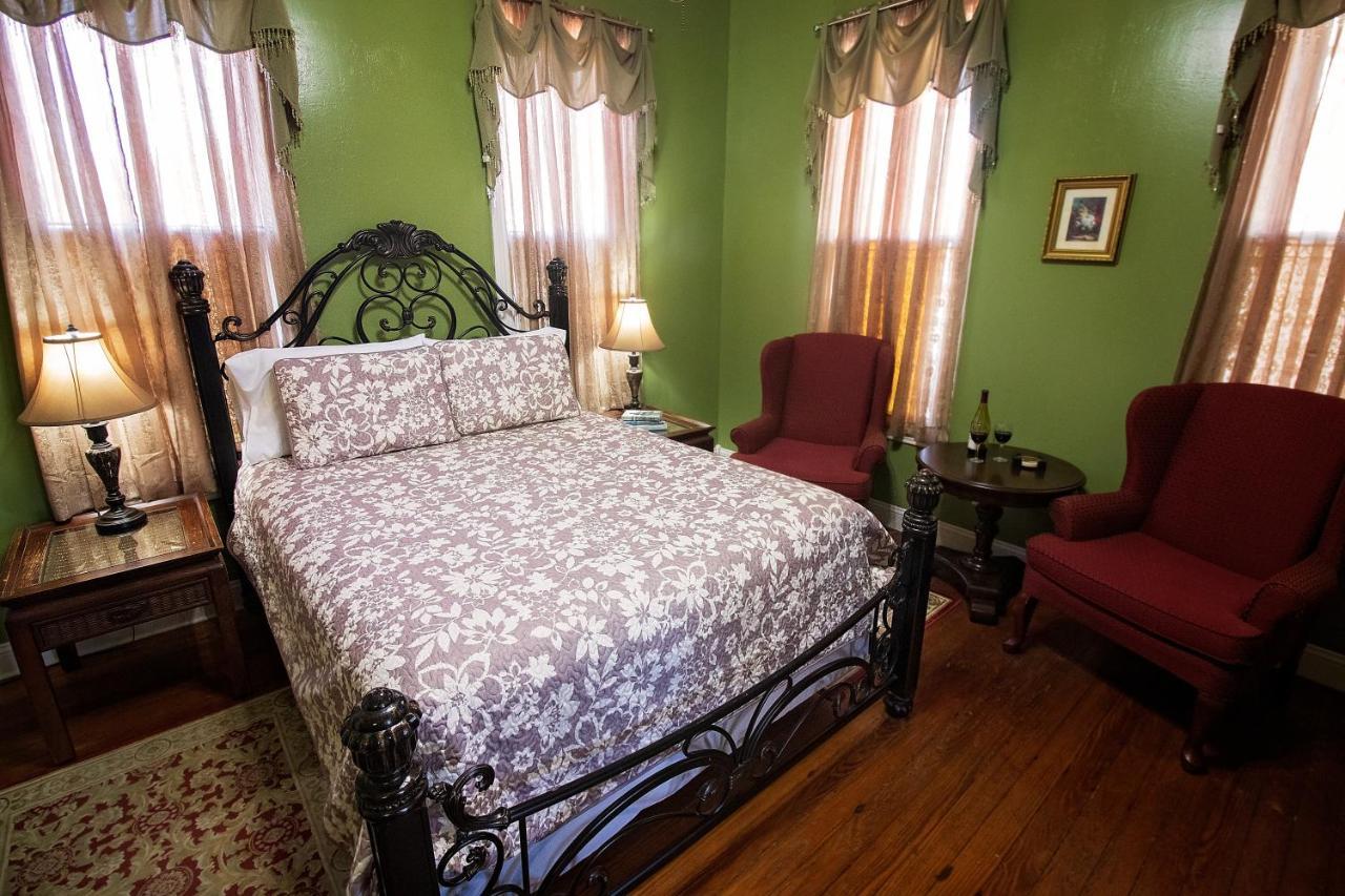 White Oak Manor Bed And Breakfast (Adults Only) Jefferson Экстерьер фото