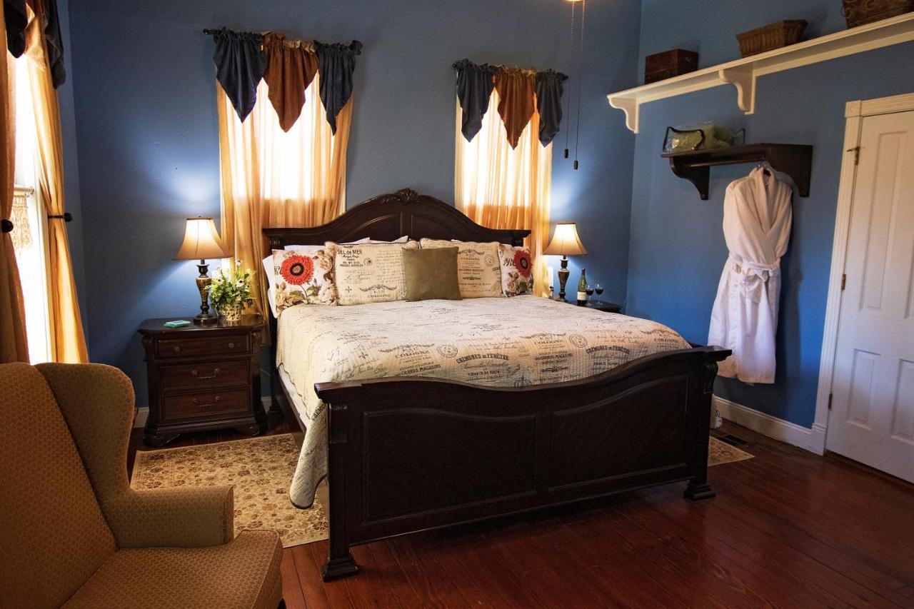 White Oak Manor Bed And Breakfast (Adults Only) Jefferson Экстерьер фото