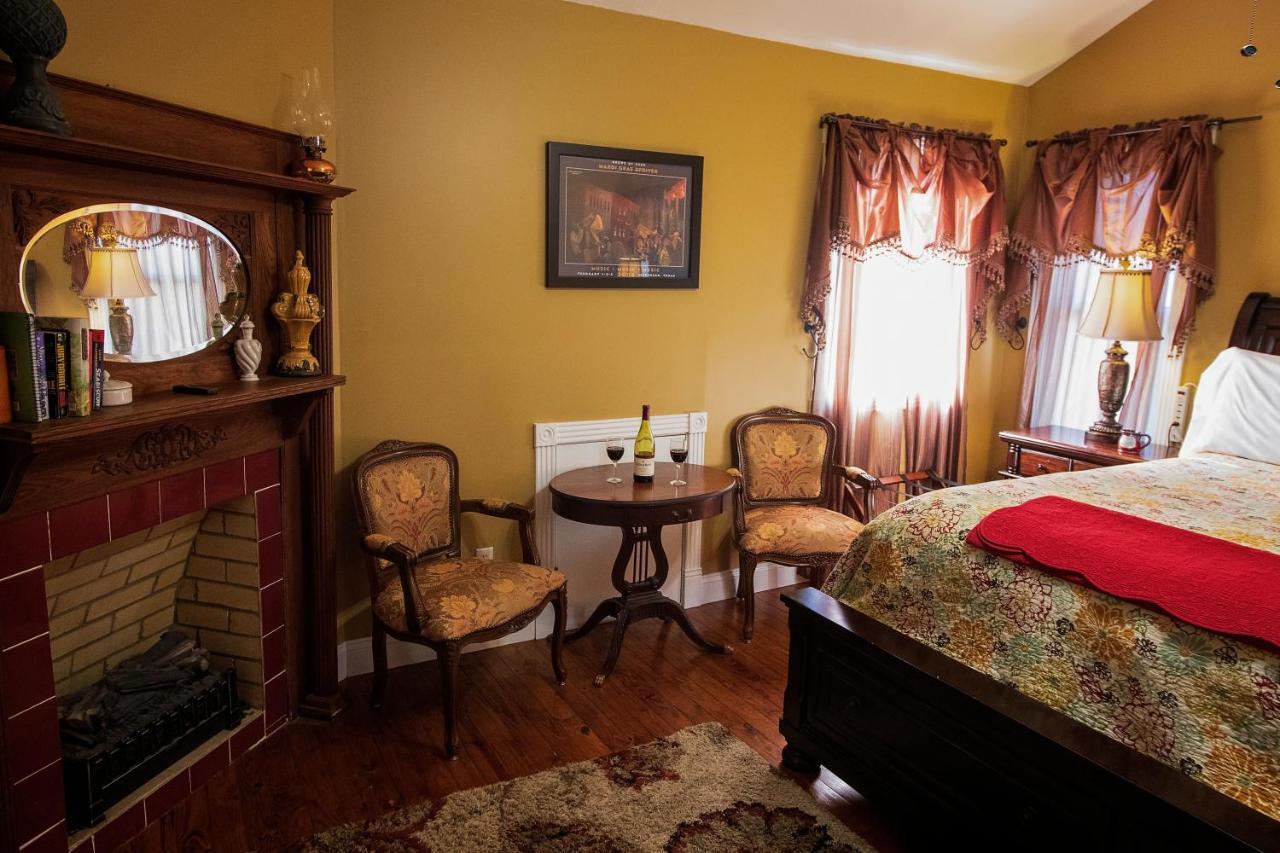 White Oak Manor Bed And Breakfast (Adults Only) Jefferson Экстерьер фото